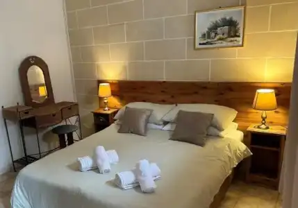 Green Grove Guest House - 28
