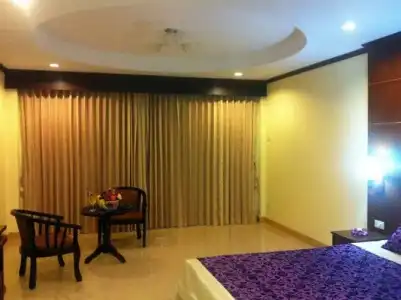 DB Residence - 10