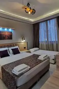 Beyond Otel - 27