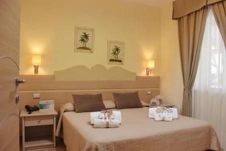 Blu Tropical Resort - 59
