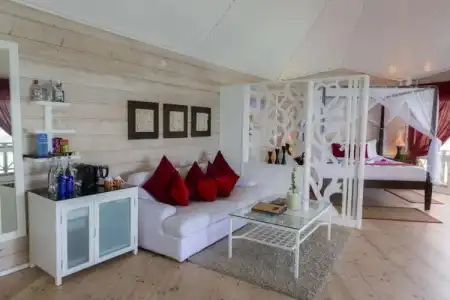 Kuredu Island Resort & Spa - 43