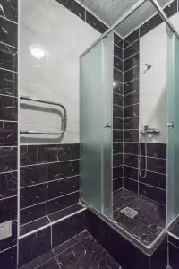 Roomp Mano - 68