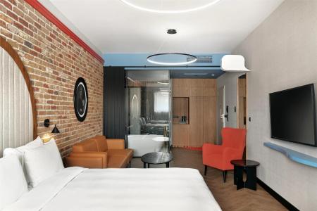 Radisson & Apartments - 119