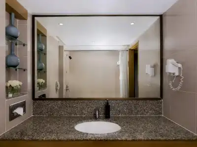 Grand Mercure Bangkok Atrium - 33