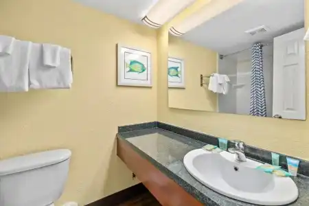 North Shore Oceanfront Resort with Waterpark - 20