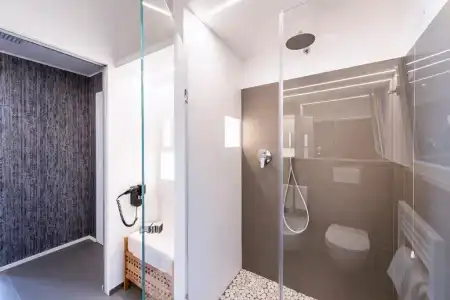 Metropole Suisse - 62