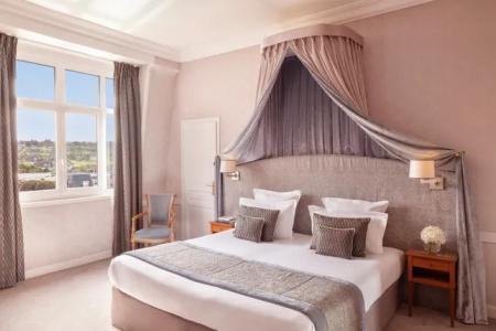 Hôtel Barrière Le Royal Deauville - 53