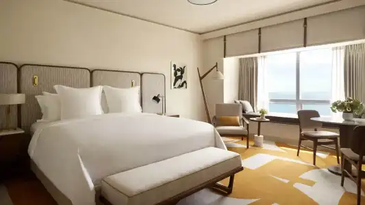 Four Seasons Miami - 37