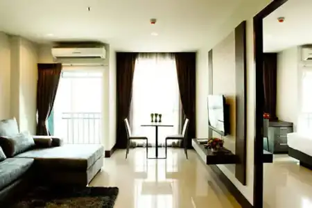 Crystal Suites Suvarnabhumi Airport - 54