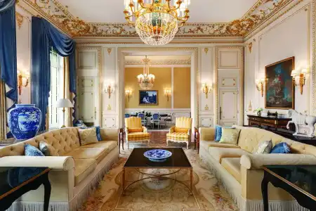 Shangri-La Paris - 22