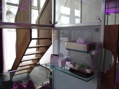 Backstage Boutique Spa - 41
