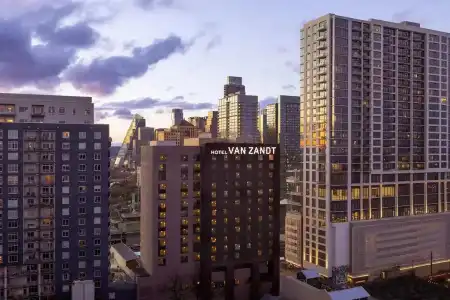 Van Zandt - 19
