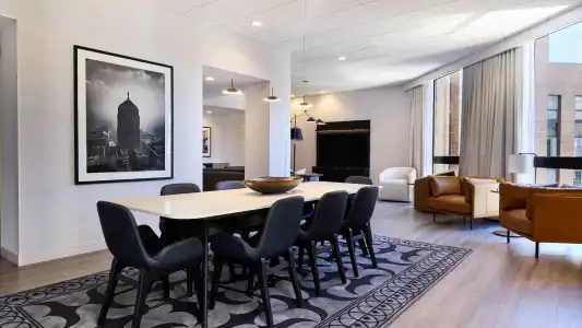 Hyatt Regency - 117
