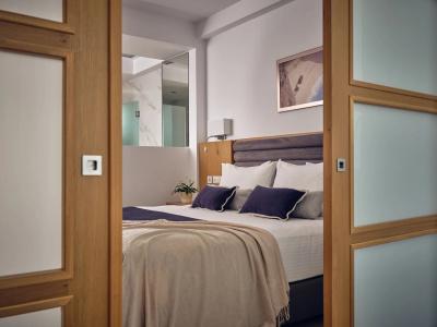 Cavo Orient Beach & Suites - 82