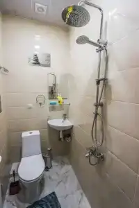 Amo Ra Guest House - 10