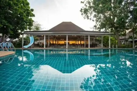 Southern Lanta Resort - 36