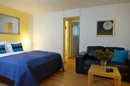 Castle House Luxury Apartments - 20