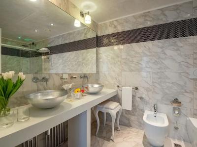 Carnival Palace - Venice Collection - 77