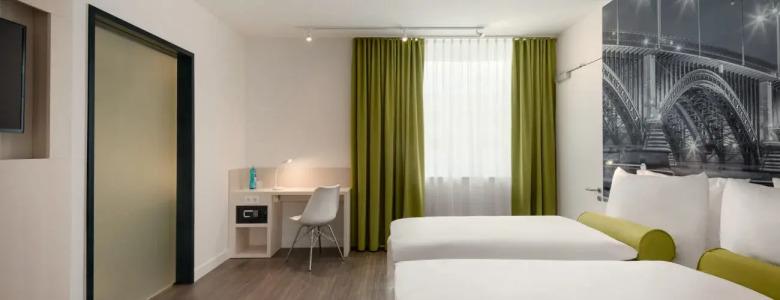 Super 8 by Wyndham Mainz Zollhafen - 19