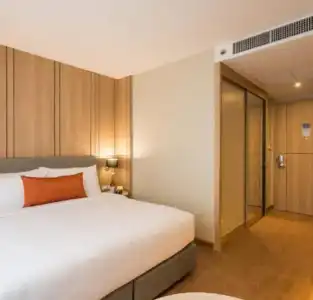 The Key Premier Sukhumvit - 55