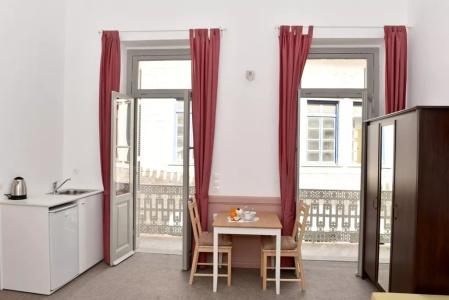 Douskos Guesthouse - 88
