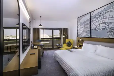 Le Meridien Abu Dhabi - 4