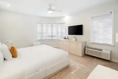 Cardozo South Beach - 36