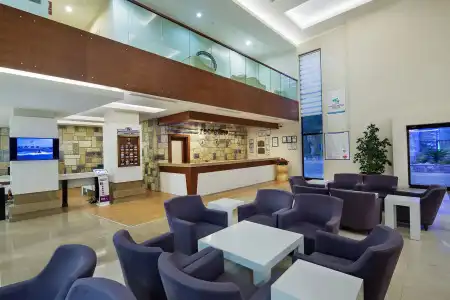 Green Bay Resort & Spa - 1