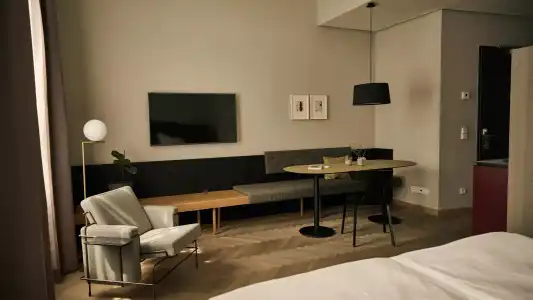 Melter & Apartments - a Neighborhood - 33