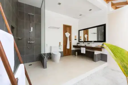 Vilamendhoo Island Resort & Spa - 29