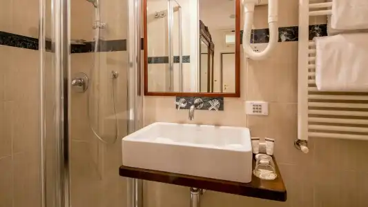 Arcom Palace - 6