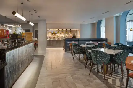 Hilton Cardiff - 16