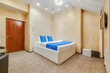 Travelto Nevskiy 98 - 11