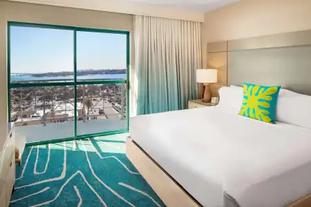 Embassy Suites by Hilton San Diego Bay Downtown - 36