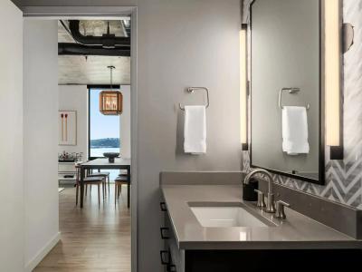 Thompson Seattle, by Hyatt - 78