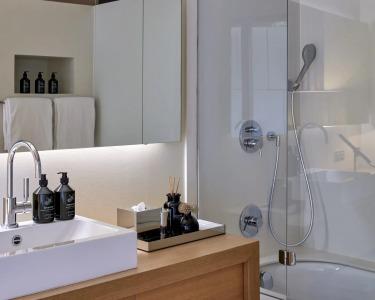 Sir Victor, part of Sircle Collection - 71