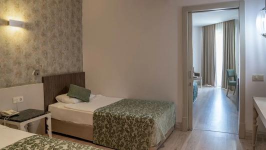 Port Side Resort - 36