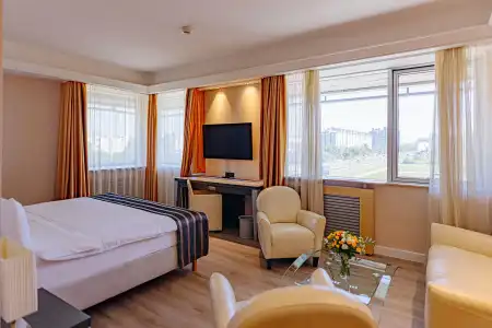 Holiday Inn Belgrade by IHG - 43