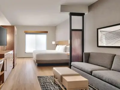 Hyatt Place at Anaheim Resort/Convention Center - 37