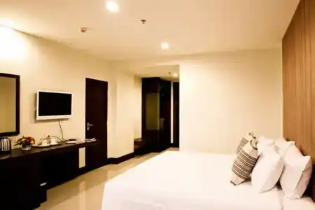 Crystal Suites Suvarnabhumi Airport - 31