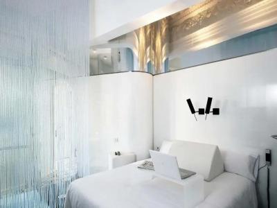 Chic & Basic Born Boutique - 4