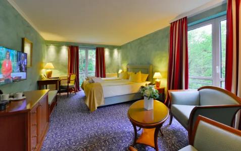 Caroline Mathilde - 32