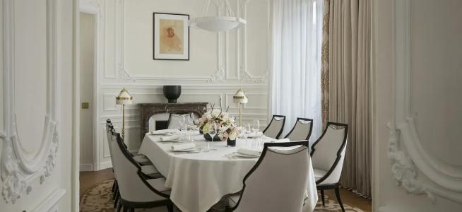Hôtel Barrière Fouquet's Paris - 93