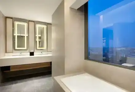Hilton Garden Inn Jakarta Taman Palem - 75
