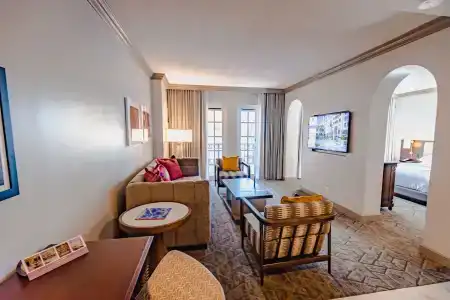 Hyatt Regency - 69