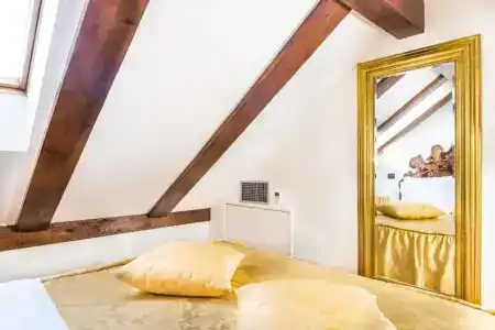 Charles Bridge Palace - 66
