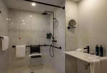 DoubleTree by Hilton Berlin Ku'damm - 63