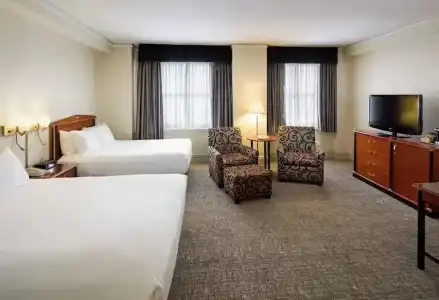 Hilton Cincinnati Netherland Plaza - 68