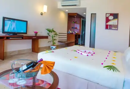 Hulhule Island - 60