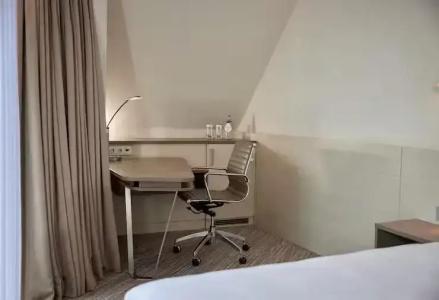 DoubleTree by Hilton Hannover Schweizerhof - 67